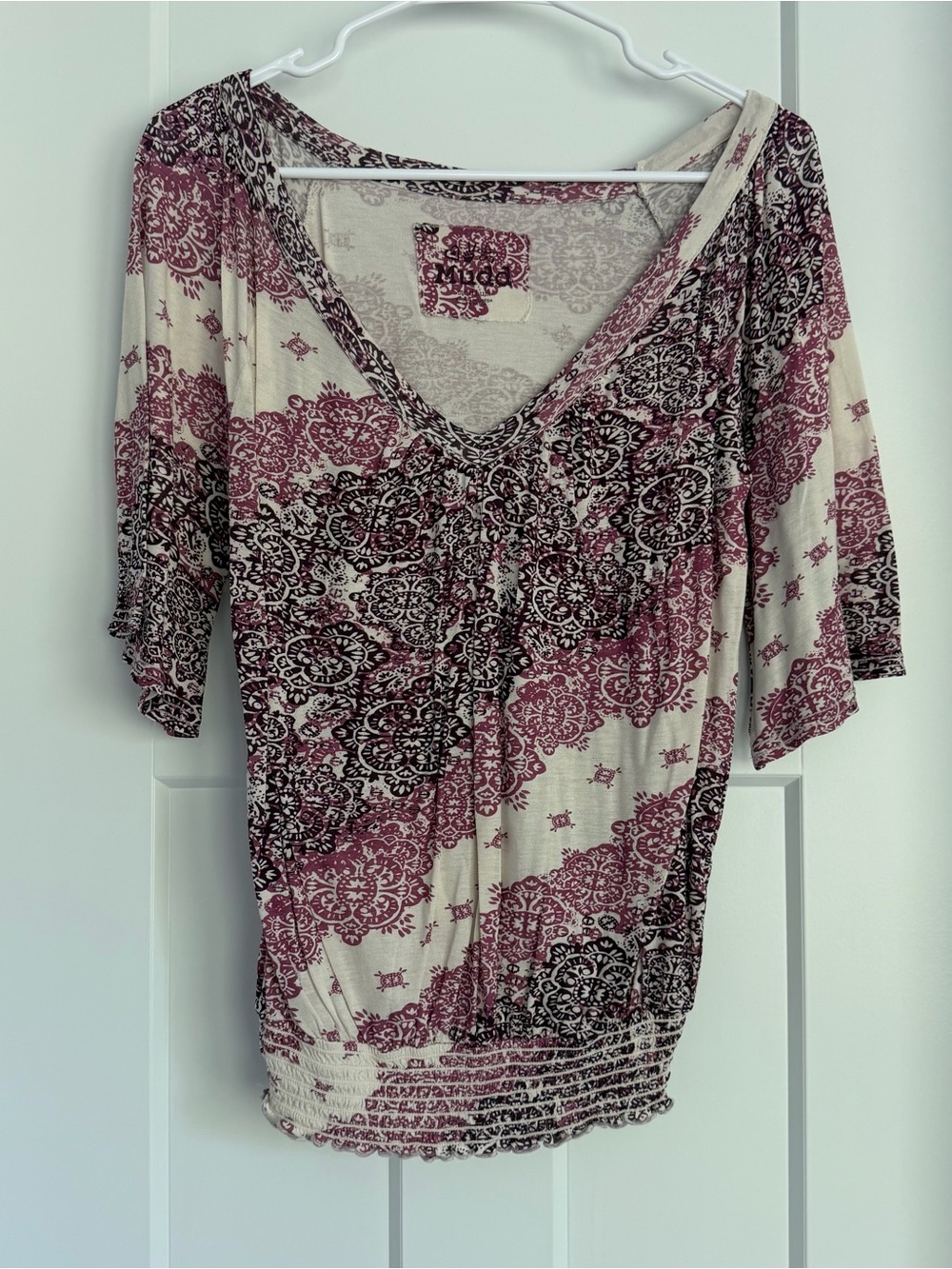 Mudd Cream and Mauve Paisley V-Neck Tunic